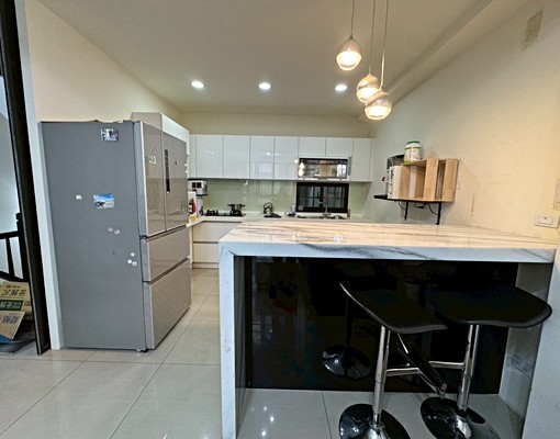 御墅家大面寬雙車位4層樓透天可寵物可租補 - Image 3