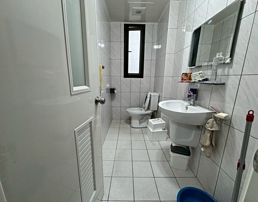 御墅家大面寬雙車位4層樓透天可寵物可租補 - Image 10