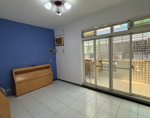 尊信社宅|近中壢好市多|三層大透天|稀有物件|免仲可租補3 - Image 4