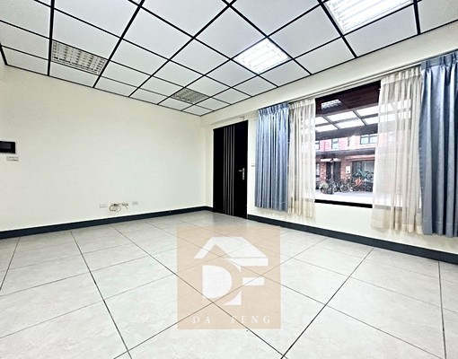 📍可寵透天美別墅|空屋大坪數四房|生活機能優 - Image 1