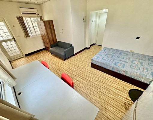 ✨陽台獨洗曬✨可租補✨近一中、台體✨飲水機✨專人處理垃圾✨ - Image 3