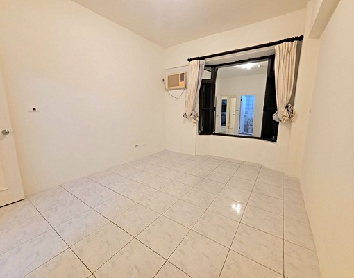 信義象山,正3房2衛、可寵、大露台、採光佳、車位洽 - Image 5