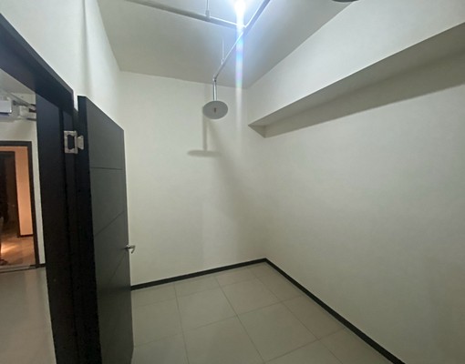 興仁夜市城中大璽(全新兩房含車位管理費可租補)屋主自租 - Image 6