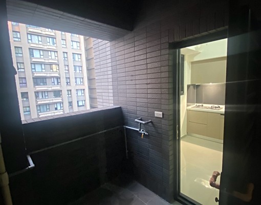 興仁夜市城中大璽(全新兩房含車位管理費可租補)屋主自租 - Image 8