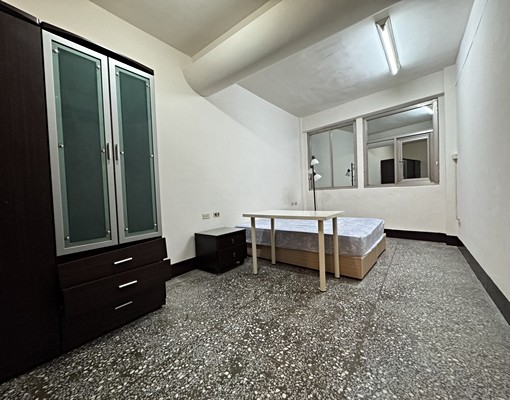 捷運泰山站學區大三房新裝修傢俱齊全可租補 - Image 5