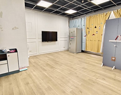 二樓住家也可工作室,大空間,獨立進出,稀有釋出 - Image 2