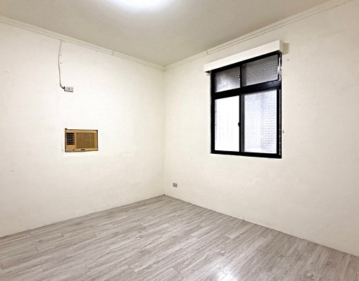 E長安長榮商圈。便利大三房。可租補可入籍 - Image 8