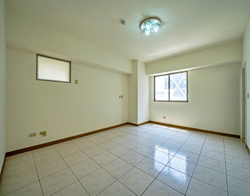 漢基醫院大4房+車位出租 - Image 9