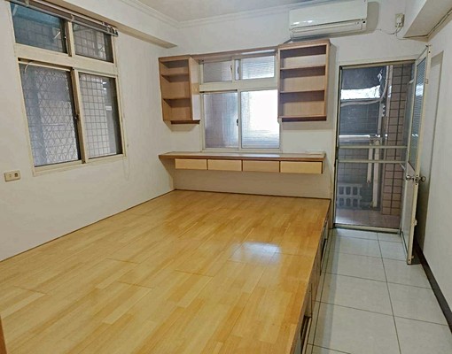 成功國小旁長安街電梯華廈溫馨3+1房(和式),有機車位 - Image 11