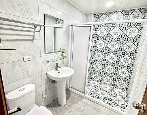 近大買家✨超大坪數✨室內機車位✨乾溼分離✨陽台獨洗✨採光超好 - Image 7