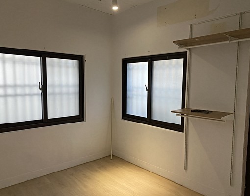 屋主自租。個人工作室首選,住辦最合宜~中醫、學士、永興商圈。 - Image 3