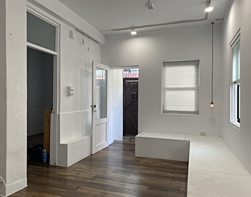 屋主自租。個人工作室首選,住辦最合宜~中醫、學士、永興商圈。 - Image 10