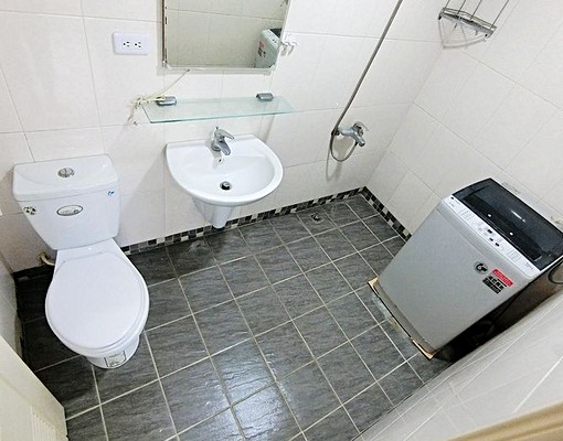 大遠百/新光☪電梯新屋☪時尚商務行旅☪大衛浴☪大陽台獨洗獨曬 - Image 13