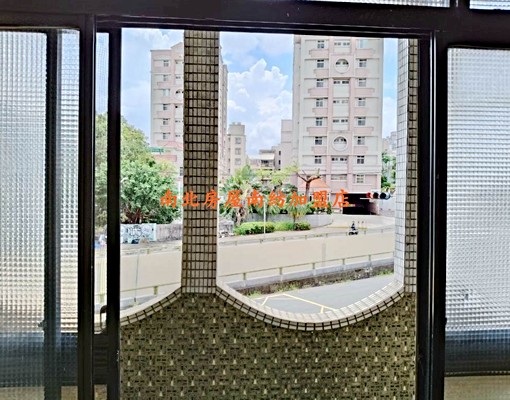 前鋒路5房店住透天 - Image 9