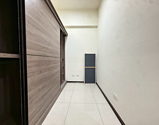 南屯區★微笑城市★【2+1房|平面車位】✅傢俱電全配 - Image 6