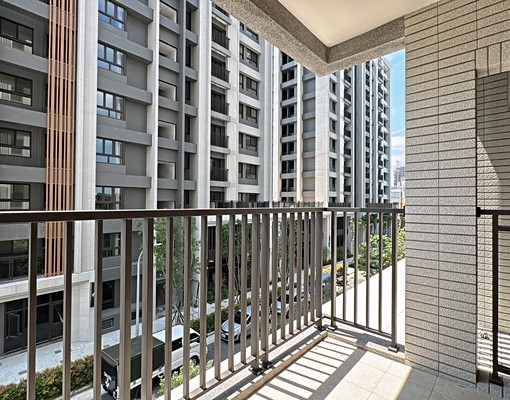 ✨全新完工✨可租補✨頭家國小✨前後雙陽台✨平面車位 - Image 2