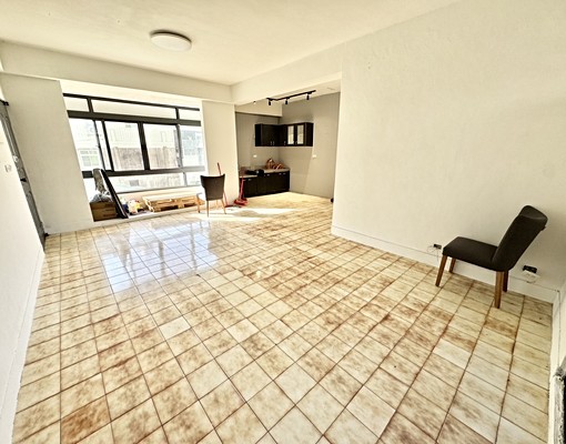 向上市場🍁大三房🍁可全配🍁喜歡來談 - Image 1