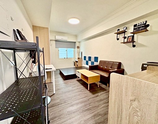 可雙租補✨台水電✨獨洗脫烘✨大大間✨走路逢甲✨ - Image 1