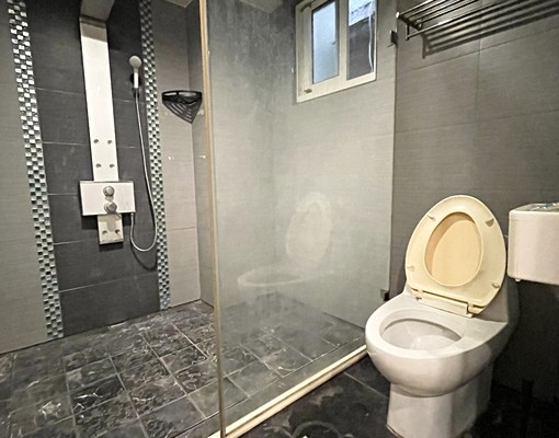 🍎中華路商圈獨立超俗套房|傢俱家電齊全|多間可選 - Image 7