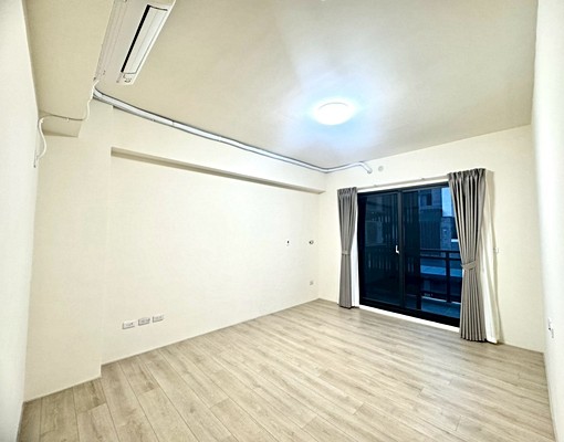 全新✨沙鹿5房4衛浴透天✅租補✅貓咪✨沙鹿市區✨沙鹿火車站✨ - Image 5