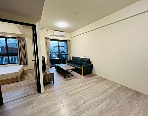 親家福星道一房一廳含車含管家具全套附電視 - Image 2