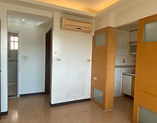 ★可租補★新莊廟街夜市商區電梯2房★免服務費 - Image 2