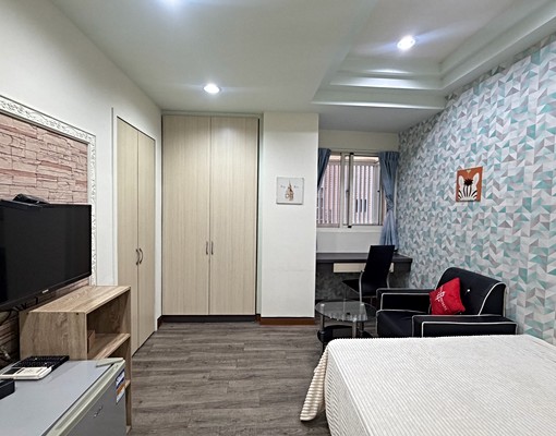 雙租補/電梯/獨洗曬/科博館植物園/勤美sogo - Image 1