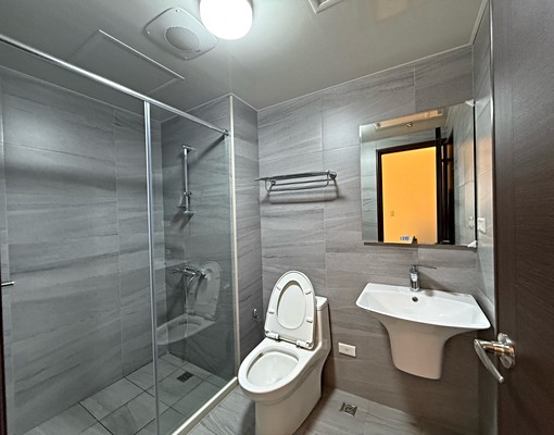 鴻築鴻典景觀3房車含管 - Image 10