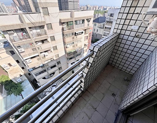 台水電✅電梯管理員✅雙層冰箱✅採光陽台✅子母車✅ - Image 11