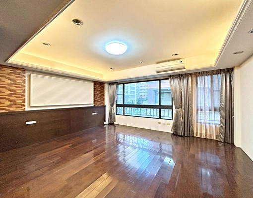 LM⚡️雙拼電梯豪墅💎私人三溫暖💎超大坪數百萬裝潢 - Image 6