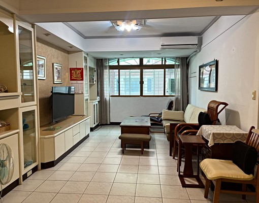 東門站●1卡皮箱入住臨沂靜巷2+1房華廈-楊彩蓮 - Image 4