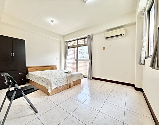 環遊了整個星系✨可租補超大空間✨雙採光機車位陽台獨洗 - Image 7