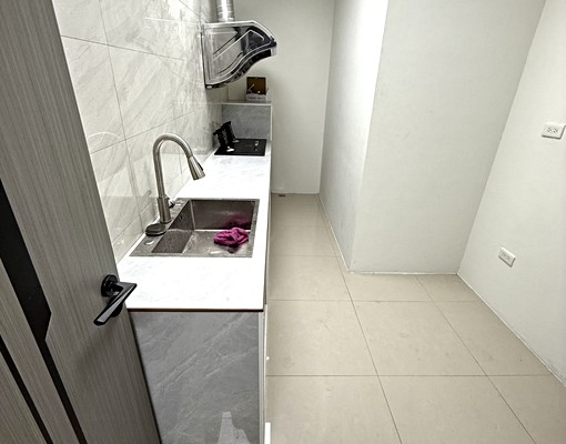 卡比💞超大客廳陽台二房全新裝潢冷氣⭐樓下商圈💞多戶可選 - Image 13