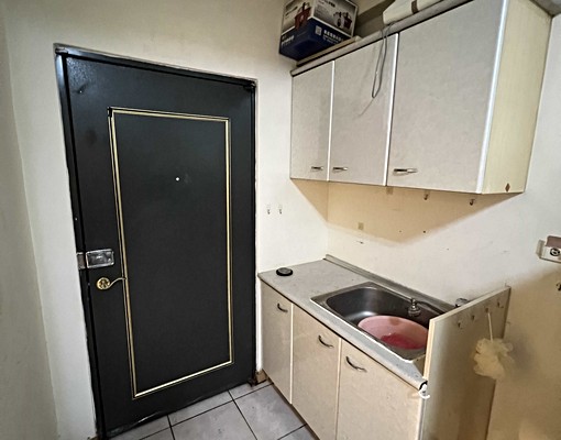 意志力文心中清💕2F陽台大獨套💕可租補💕社宅免仲介費 - Image 2