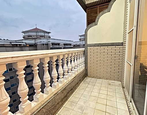 全新~變頻冷氣、強排熱水器、油漆、4房含車位可租金補貼 - Image 12