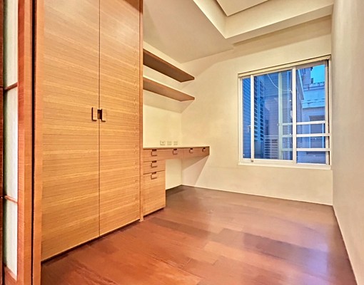 全新~變頻冷氣、強排熱水器、油漆、4房含車位可租金補貼 - Image 8