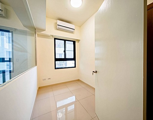 茄萣靜巷透天別墅-門口庭院停車 - Image 10