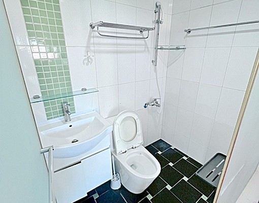 近天津路.陝西路商圈立人國小旁電梯套房 - Image 3