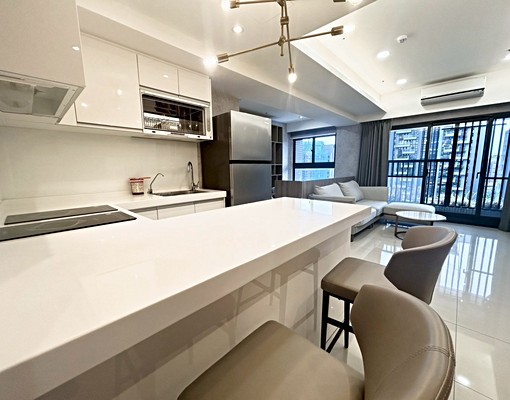 ✨逢甲商圈✨輕屋齡✨十二期✨達麗大道三房平車精裝戶 - Image 2