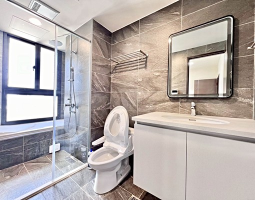 新東區❤️㊣朝南視野美裝潢三房平車-誠租-LALAPPORT - Image 6