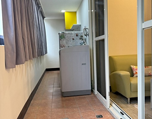 新裝潢電梯、高質廚具、捷運、獨洗、安全 - Image 5