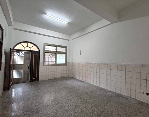 大雅秀山邊間車庫透天 - Image 2