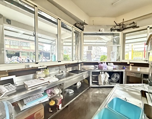 萬丹路醒目三角窗一樓店面出租近大寮和發產業園區 - Image 7