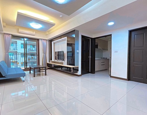 中路御品~裝潢美2房車~龍安商圈 - Image 1