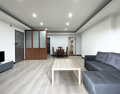 🔥市府特區🔥4房2廳2衛雙陽台💯 - Image 4