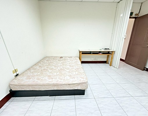 ✨梧棲區透天✨大四房門前停車店面住家皆合宜 - Image 4