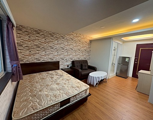 新莊❤️🔥獨洗曬/雙門冰箱/大空間/傢俱齊全/採光通風 - Image 4