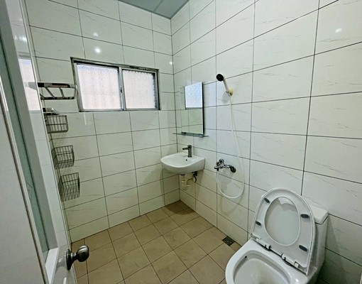 潭子復興路商圈臨路透天店住 - Image 9