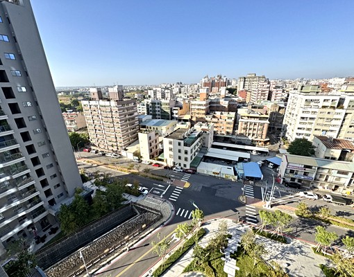 可租補┃全新電梯社區三房平車┃裝潢傢俱家電齊全┃台水電 - Image 4