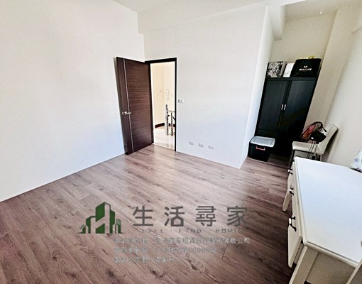 近永寧國小#全新整棟透天3房2衛#可租補可戶籍#門口可停雙車 - Image 2